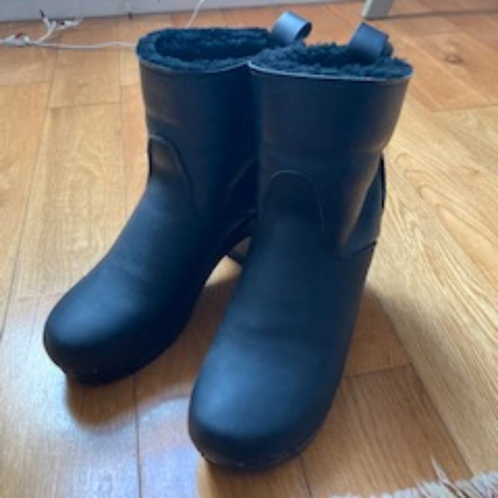 No. 6 Clog Boots - High Heel - Black on Black - Size 9/39